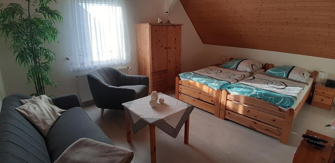 Ferienwohnung Leopold-Risch Ralswiek Extérieur photo